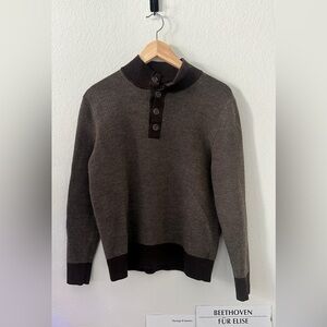 UNTUCKit 100% extra Fine Merino Wool Men's Dark Brown Crewneck Sweater